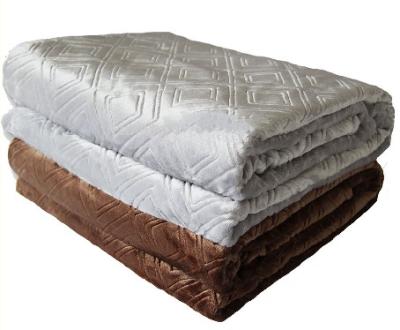 China Warm And Soft Flannel Throw Blanket With 3D Embossed Printing Skin Friendly for sale
