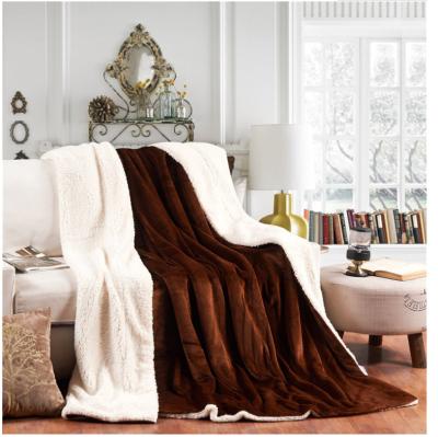 China Warm Double Layer Velvet Sherpa Blanket For Bed / Sofa , Micro Mink Sherpa Blanket for sale