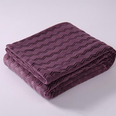 China Cozy Solid 100 Polyester Plush Blankets / Soft Flannel Blankets Non Irritating for sale