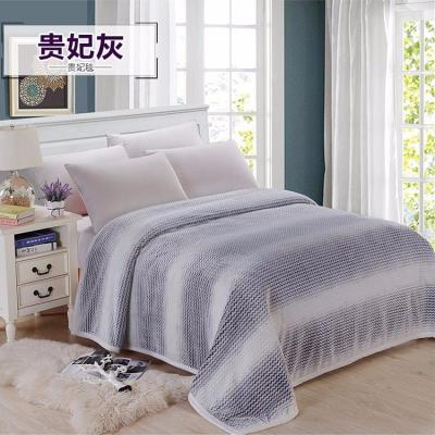 China Luxury Solid Color Flannel Bed Blanket , Thick Reversible Flannel Blank Anti - Static for sale
