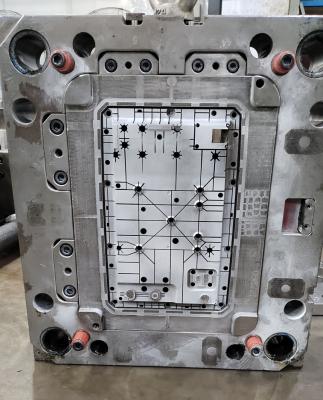 China Superficie de pulido acabado de molienda Mecanizado y moldeo por inyección de precisión de tolerancia ± 0,02 mm en venta