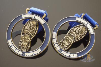 China Zinc Alloy Cut Out Sports Metal Medal / Personalised Running Medals for sale