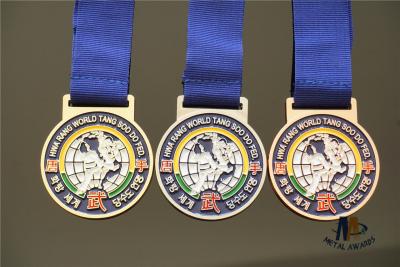 China As medalhas feitas sob encomenda da concessão do relevo do mundo uma cor imprimiram o logotipo gravado à venda