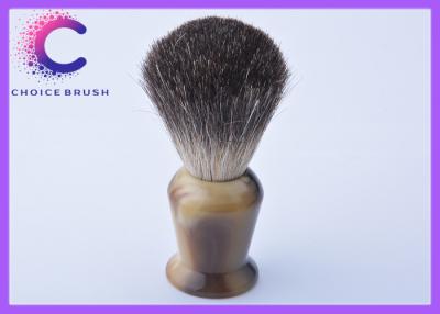 China Barbeando o chifre do boi do presente segure a escova de rapagem preta do texugo para o cuidado do facial da barbearia à venda