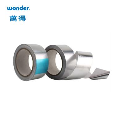 China Shiny Silver Foil Aluminum Tape Weather Resistant Sealing Use for sale