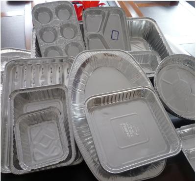 China Bandeja del envase del papel de aluminio de la comida con la cacerola de aluminio de la asación de las tapas en venta