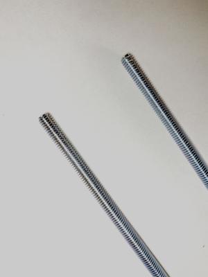 China Class 8.8 Zinc Plated Carbon Steel All Threaded Rod 1m M20 for sale