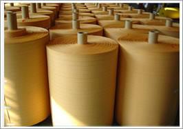 Chine Filtre à air solidifié d'essence et d'huile jaune 130g/m2 de papier à vendre