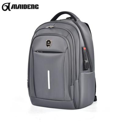 China Fashion Large Capacity Modern Design Backpack For Men Customized Size for sale