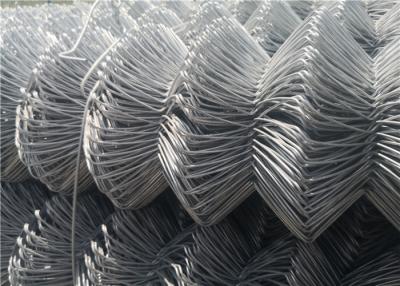 Chine barrière Fabric Sports Playground de maillon de chaîne d'acier inoxydable de trous de s'ouvrir de 60x60mm à vendre