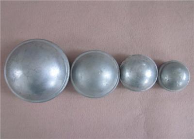 Chine Chapeaux en acier de poteau de barrière de maillon de chaîne de couleur argentée, chapeau poli de poteau de dôme à vendre
