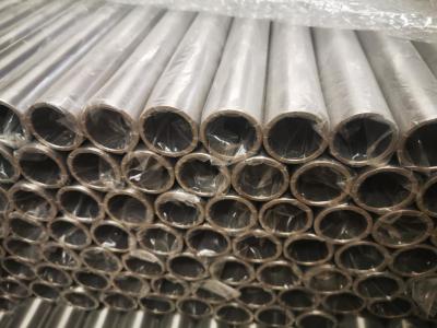 China Superficie brillante del titanio del tubo ASTM B338 Gr9 del titanio del tubo petroquímico inconsútil de la aleación en venta