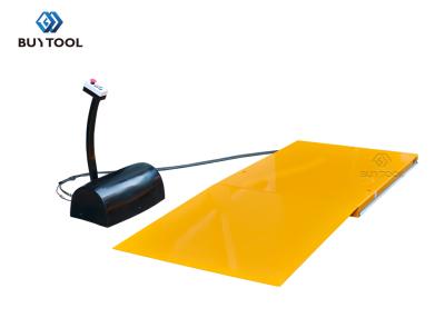 China Low Profile Hydraulic Lift Tables With Ramp Hand Pallet Truck 600kg 1450x1140mm for sale