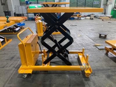 China Electric Battery Powered Mobile Scissor Lift Table Workbench 500kg 1400mm Height for sale