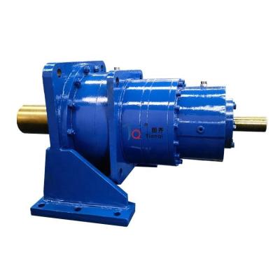 China DIN6 Cylindrical Helical Bevel Gear Reducer Industrial 3600rpm For Power Tranmission for sale