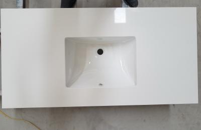China Bancadas brancas lustradas do banheiro de quartzo, partes superiores projetadas da vaidade do banho à venda