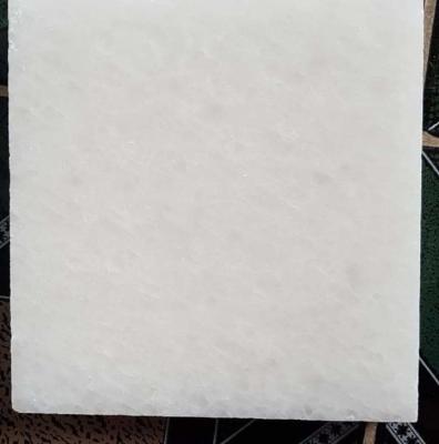 Китай Кристаллические белые плитка и плита мрамора для заволакивания стены и настила Павмент продается