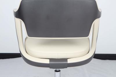 China Cadeira de couro ergonômica do escritório do giro à venda