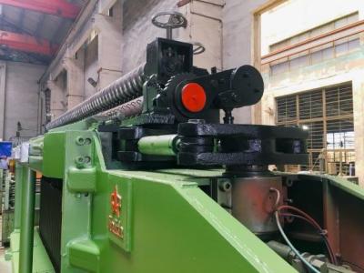 China Gegalvaniseerde Hexagonale Gabion-Draad het Opleveren Machine met Automatisch Oliesysteem Te koop