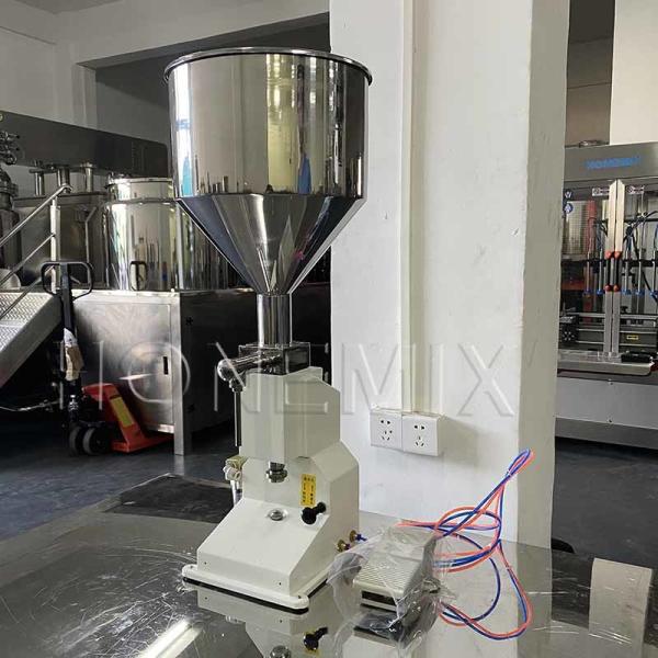 Quality Small Pneumatic Cream Filling Machine 50ml For Cosmetic Face for sale