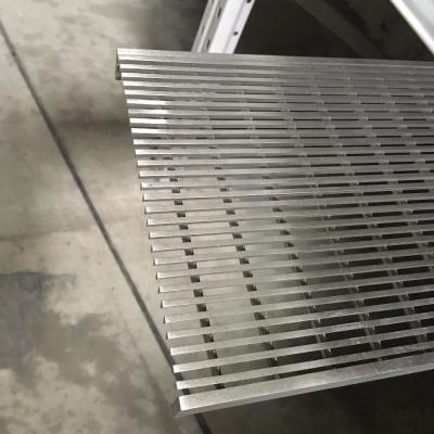 China Serrated Stainless Steel Grating with 6x6mm Cross Bar for sale
