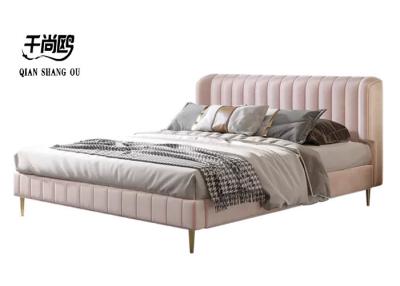 China Soft Pink Tufted Bed , Double Fabric Upholstered King Size Bed for sale