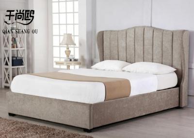 Chine Prime tapissée tuftée de lit de plate-forme de stockage de bouton pour le mobilier de maison à vendre
