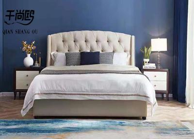 Chine grand lit tapissé par tissu propre facile, princesse Queen Size Bed à vendre