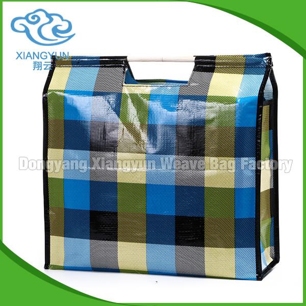 Quality Eco Friendly Laminated Pp Woven Shopping Bag Packaging Household Zipper Top for sale