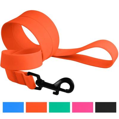 China Durable Waterproof Dog Leash Easy Cleaning For Small Medium Large Dogs for sale