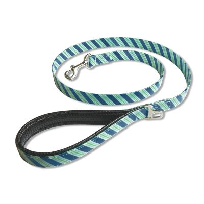 China Outdoor Waterproof Dog Collar And Leash Customized Pattern Skin - Friendly for sale