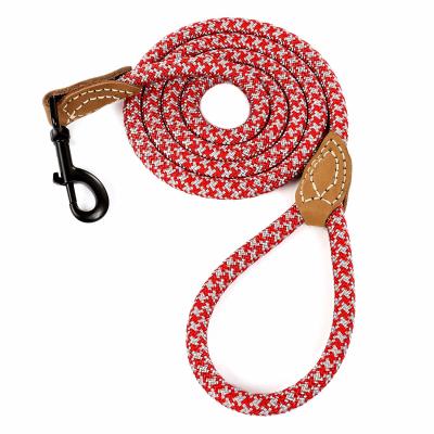 Chine Disponible multicolore de corde renforcé par tailleur en cuir de laisse de chien de 4/5/6 pied à vendre