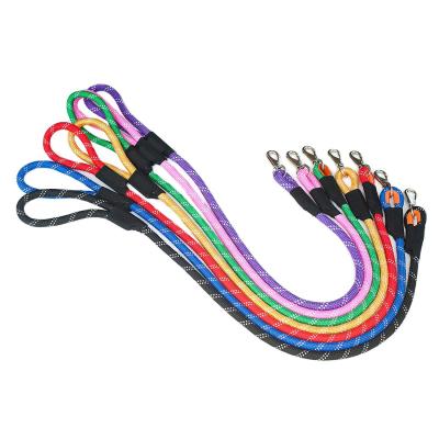 China Flexible Pet Traction Nylon Dog Lead Tough Climbing Rope Red Green Black Available for sale