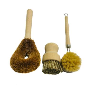 China Natural Tampico Fibre Beech Wood Household Cleaning Brushes 22cm Kitchen Cleaner for sale