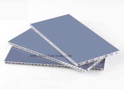 China El panel de aluminio del panal reciclable, los paneles del tejado de 4feet ACP en venta
