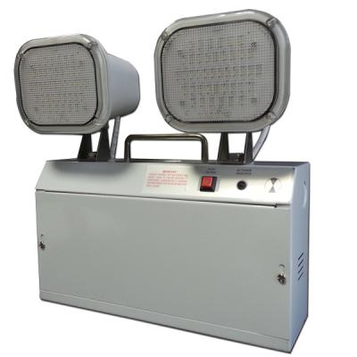 Chine Lumières extérieures rechargeables industrielles de secours de bâti avec l'enveloppe/diffuseur en acier de PC à vendre