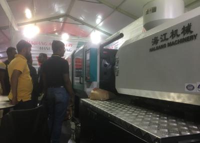 China Máquina da modelação por injeção dos plásticos do PE dos PP auto 400 toneladas para produtos de empacotamento dos desenhos animados à venda