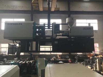 China Fully Automatic Plastic Injection Machine  / 620L Oil Tank Plastic Molding Machine for sale