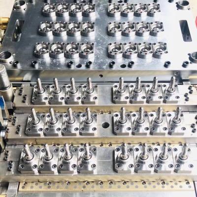 China Multi Cavity NAK80 / 718  Injection Molding Molds PREFORM 1 Hot Runner for sale