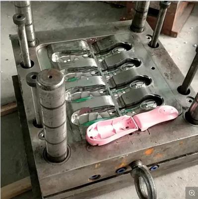 China Horizontal Auto Injection Molding Machine 1500mm Shoe Sole Making Machine à venda