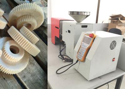 Chine La tonne de Mini Injection Molding Machine 12/maintenant le moulage par injection de force ISO9001 a passé à vendre