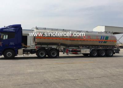 China 25 Cubic Meters Tanker Trailer 3.5inch Kingpin Oil Tanker Semi Trailer en venta
