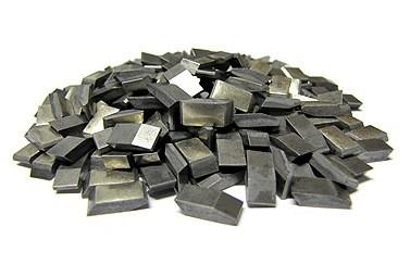 China High Hardness Tungsten Carbide Saw Tips , tungsten saw blades for Rock drills for sale