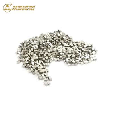 China Tungsten Carbide Teeth For TCT Saw Blade Tungsten Carbide Saw Tips à venda