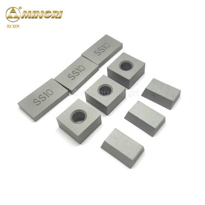 China SS09 Flat Cemented Carbide Brazed Saw Blade Tips For Sand Stone Brick Cutting en venta