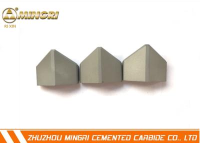 China Material insertado del carburo de tungsteno de los pedazos del escudo de la voladura de arena de YG13C en venta