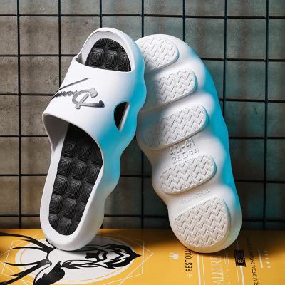 China Indoor Home Summer Men Cozy Slippers  Fashion Trendy Non Slip Soft Sole for sale