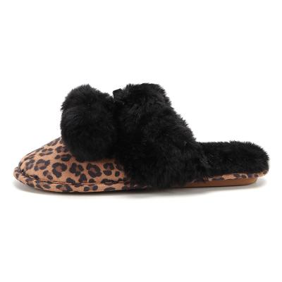 China Leopard soft fluffy faux fur slippers for ladies soft tpr sole warm women house indoor slippers for sale