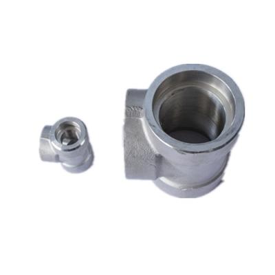 China Customized Socket Weld Pipe Fitting SCH 80 Stainless Steel Equal Tee for sale