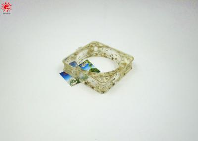China Joyería elegante formada cuadrado de las pulseras del brazalete de la resina de Lucency para el aniversario en venta